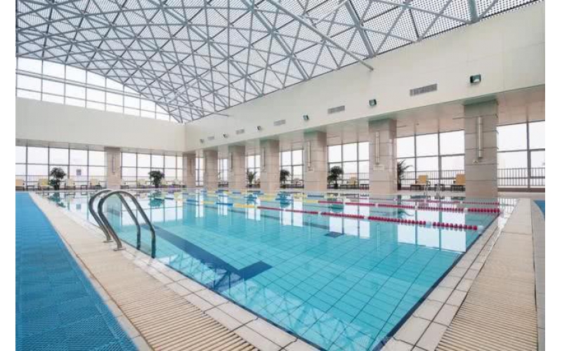 新衛(wèi)生標準實施，我國游泳池水水質(zhì)已接近國外發(fā)達國家和國際泳聯(lián)的標準